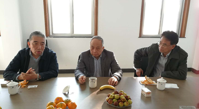 舒兴田院士、徐东华院长一行出席座谈会