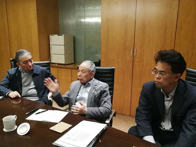 舒兴田院士在座谈会上讲话